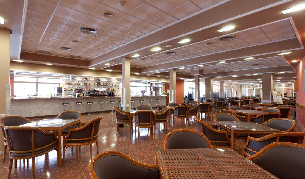 Hotel Cabana Бенидорм Екстериор снимка