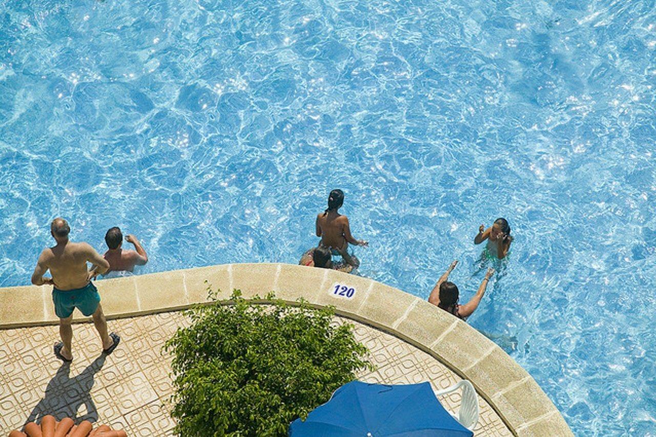 Hotel Cabana Бенидорм Екстериор снимка
